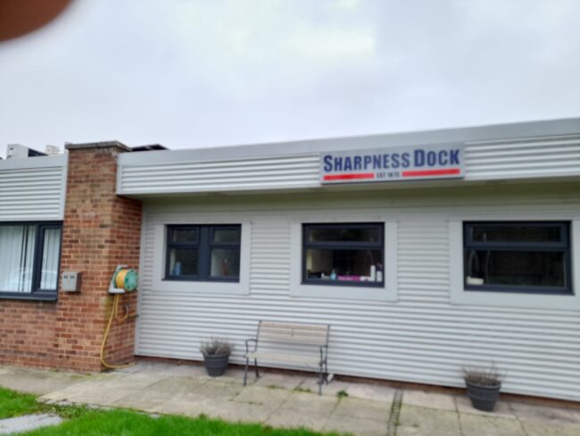 Industrial Office Block